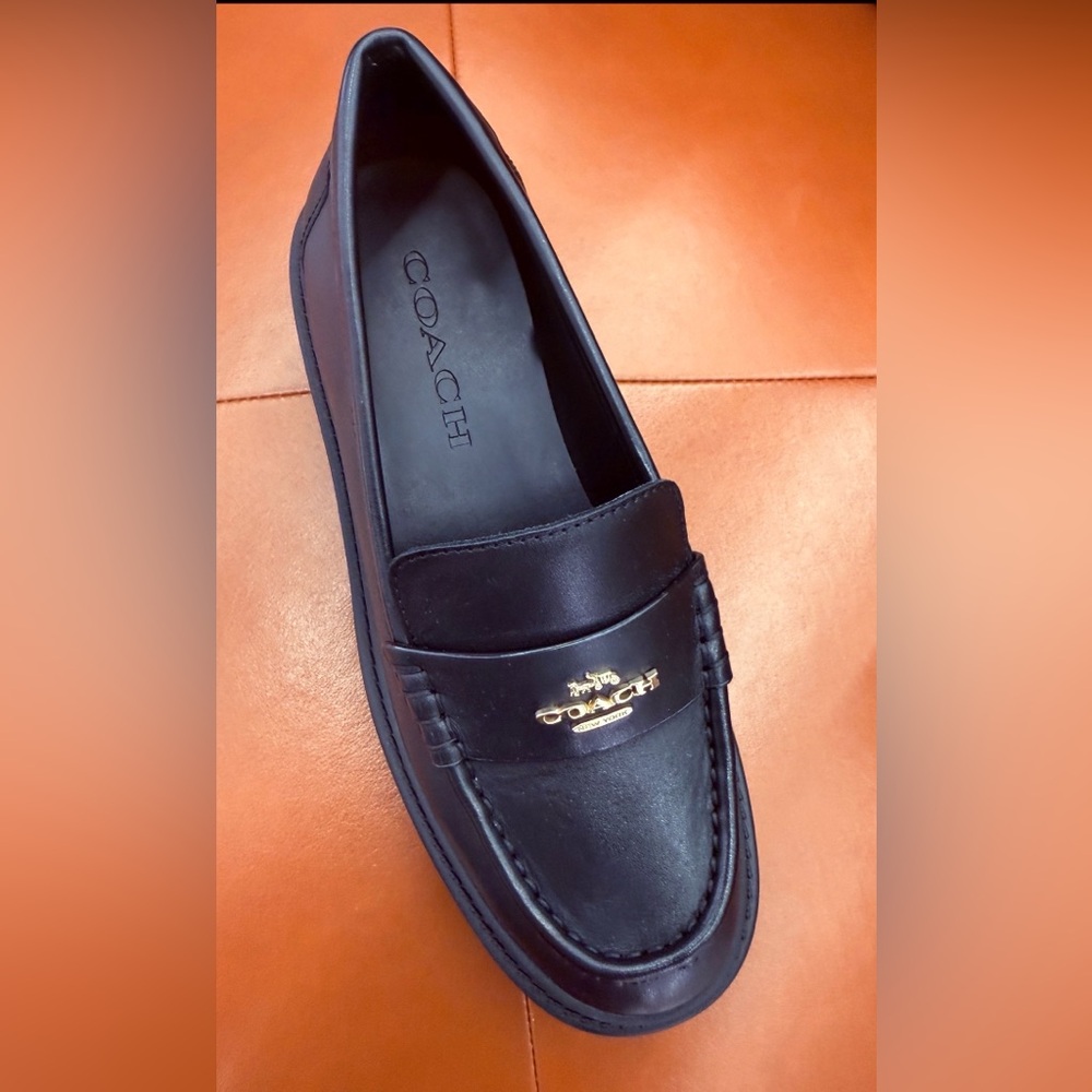 Coach Lucy Lth loafer - size 6
